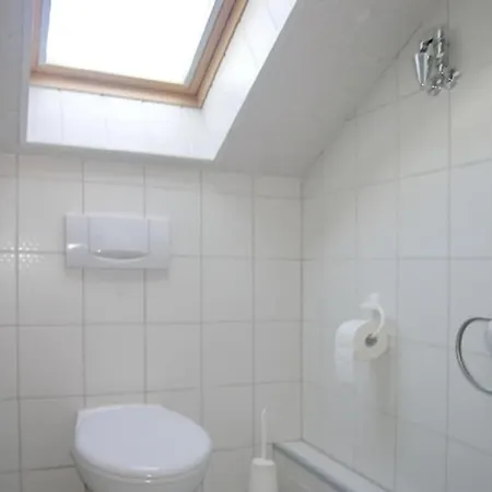 1-bedroom *